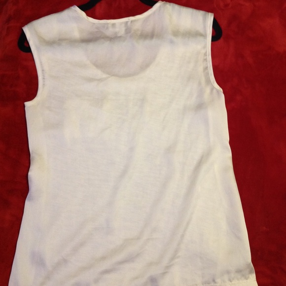 Top - Picture 2 of 2